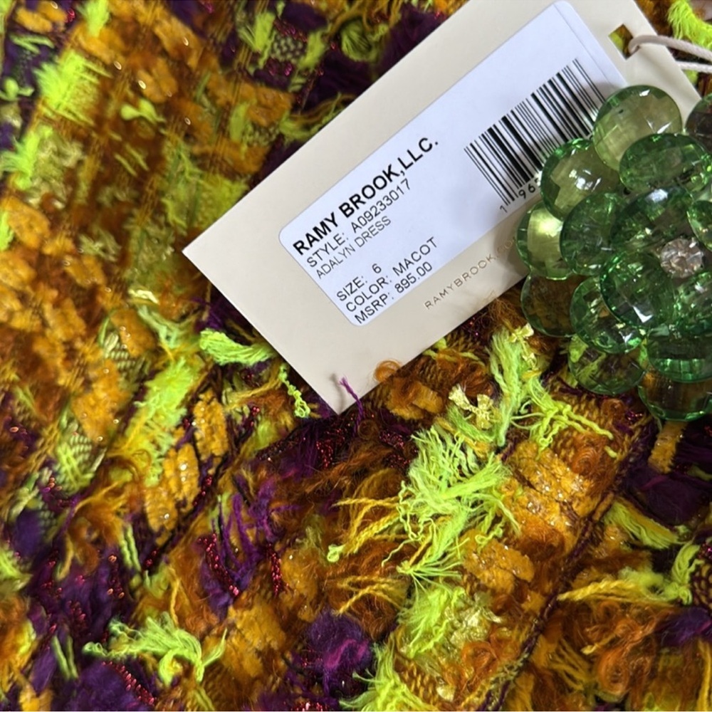 RAMY BBROK RUNWAY TWEED'esque NWT, 6, MSRP $900
Ramy Brook
Size: 6
$649 $895 - Picture 5 of 11